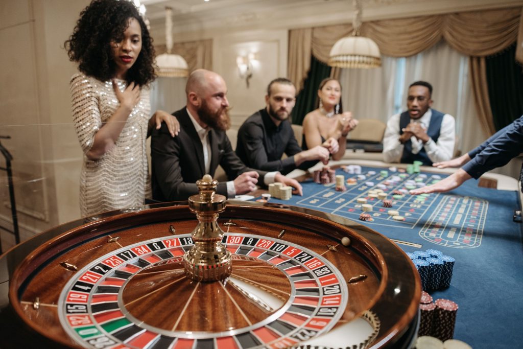 Navigating Casino Rules and Etiquette